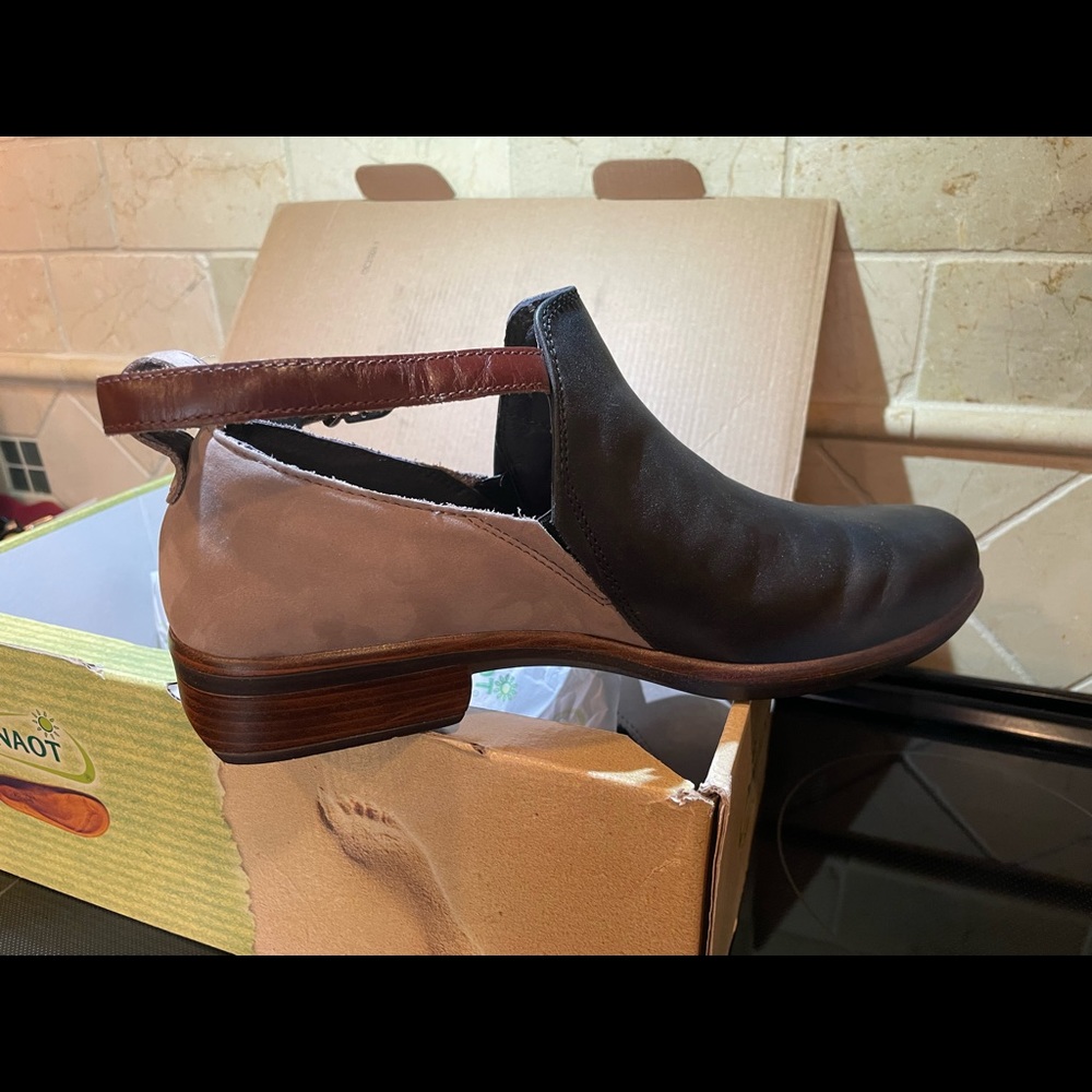 Brand new!! Naot shoes